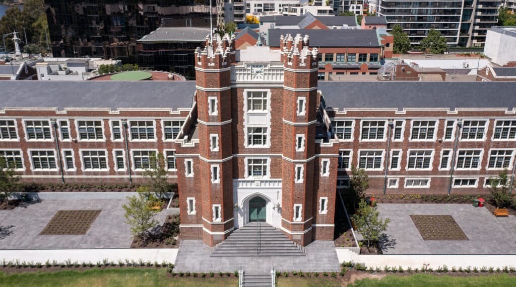 Melbourne High School campus image 2