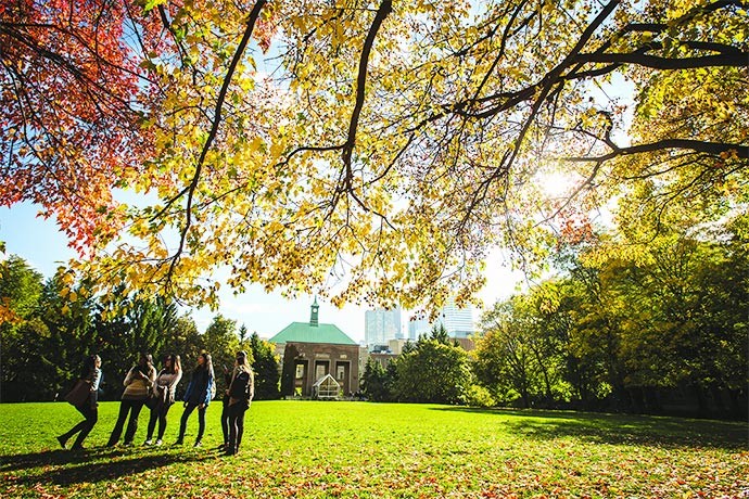 Toronto Metropolitan University (TMU - tên cũ là Ryerson University) campus image 1