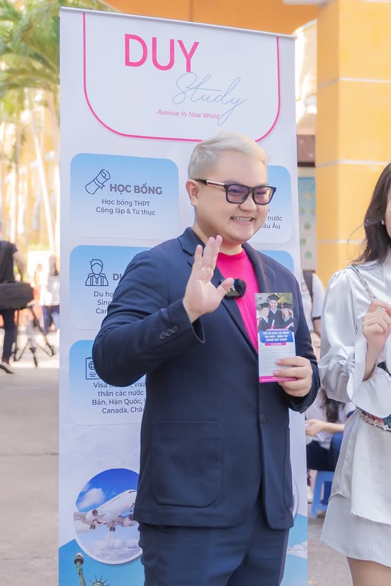 Duy Study đồng hành cùng Hội Xuân THPT Trưng Vương 2024 - ảnh 5