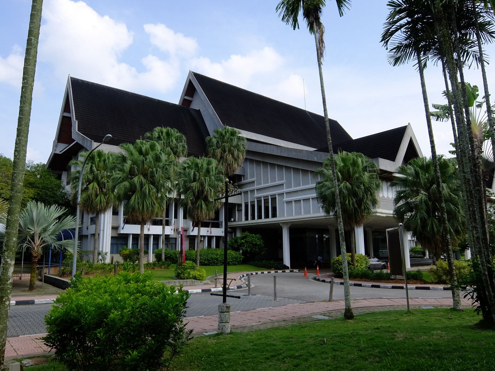 Universiti Teknologi Malaysia (UTM - Johor Bahru / KL) campus image 1