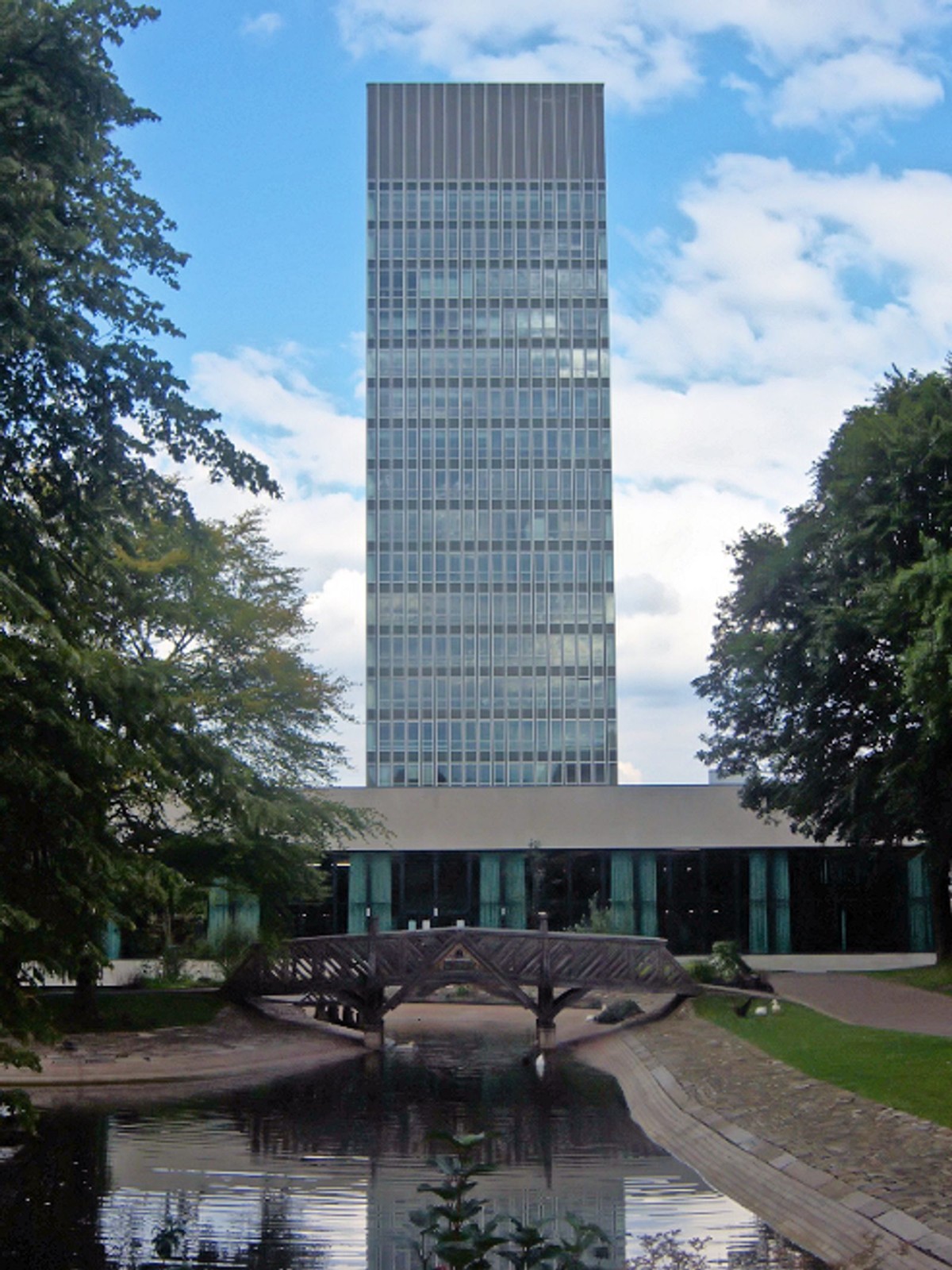 University of Sheffield campus image 1