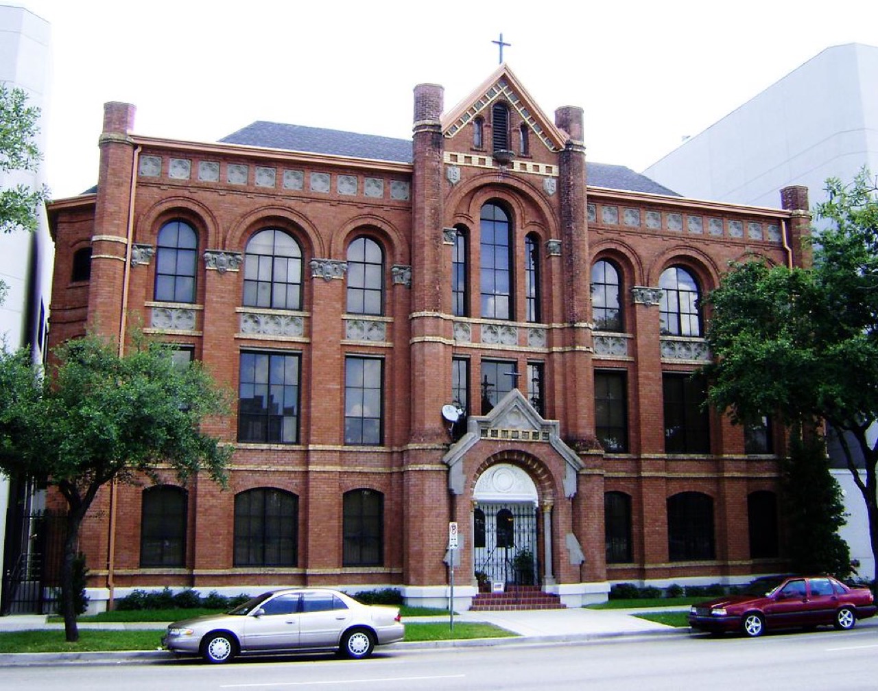 Trường Trung học Incarnate Word Academy — khuôn viên 1