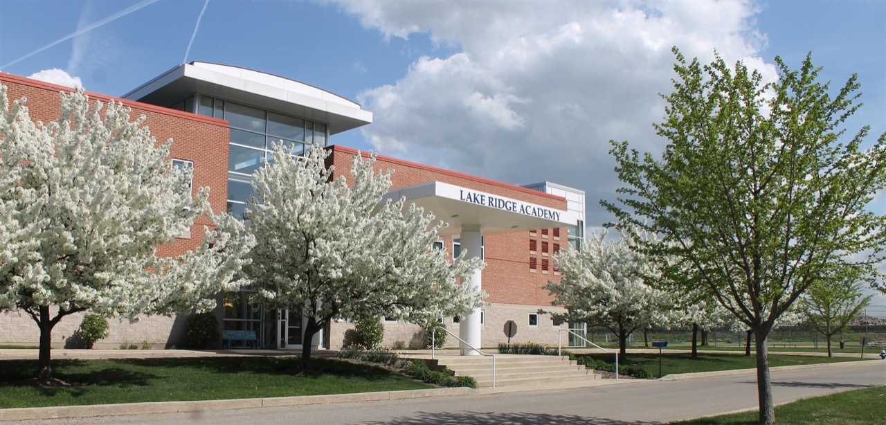 Trường Trung học Lake Ridge Academy — khuôn viên 2